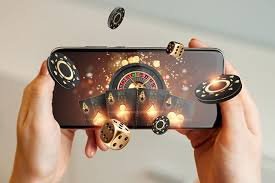 မြန်မာကစားသူ shan ko mee Live Casino APP ကိုင်ကစားနေသောပုံ